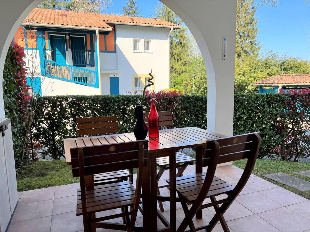 Appartement T1 Bis Avec Jardin Prive Et Piscine, 4 Pers, Cambo-Les-Bains - Fr-1-495-13 Екстериор снимка